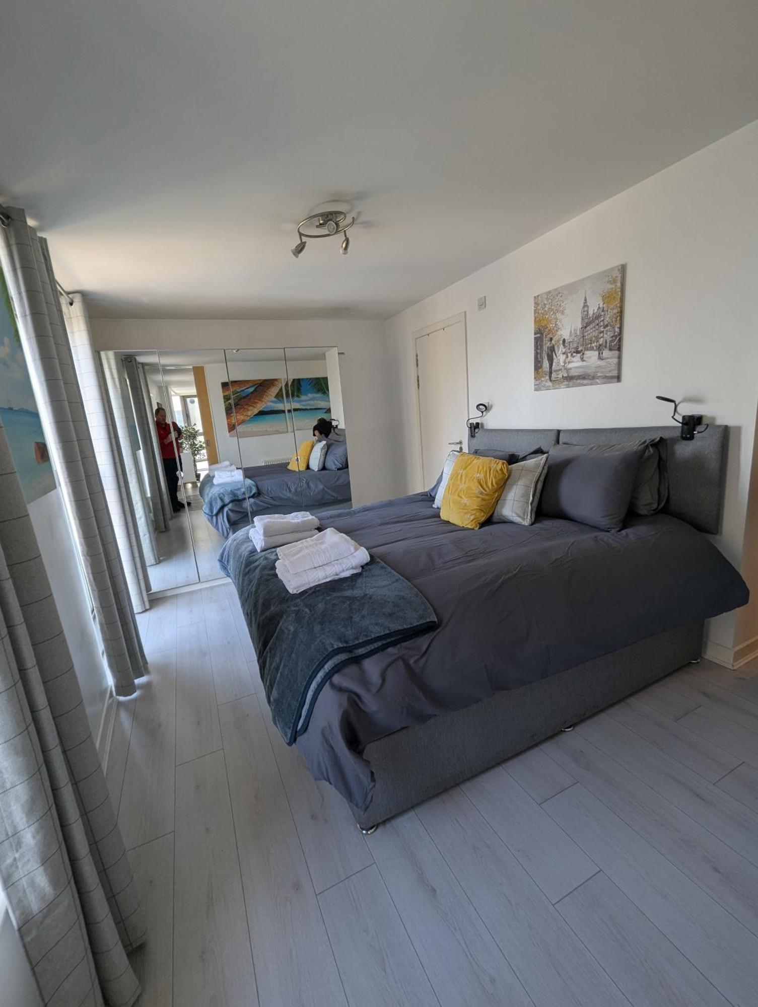 Glasgow City Centre Waterfront Apartment Dış mekan fotoğraf