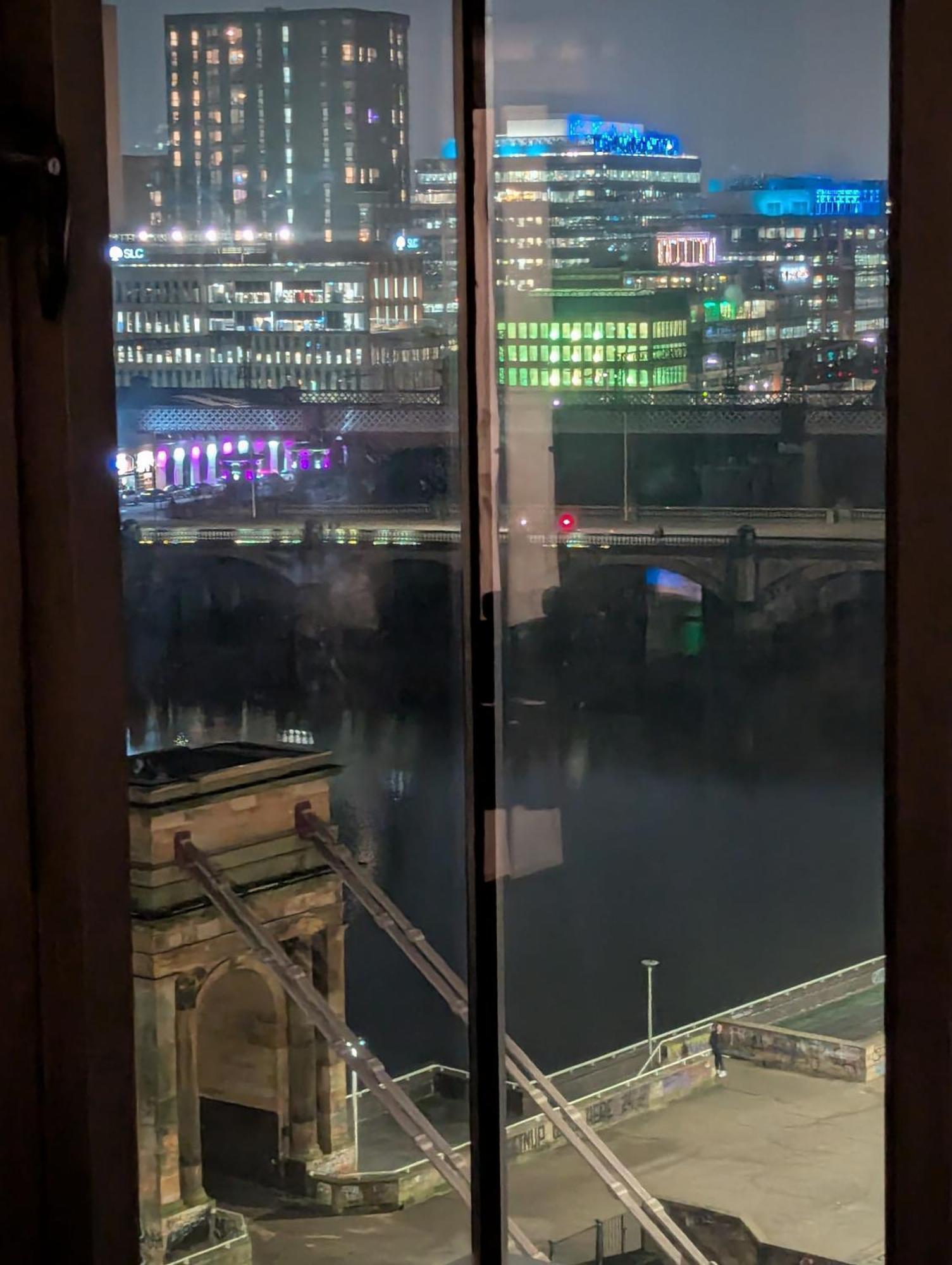 Glasgow City Centre Waterfront Apartment Dış mekan fotoğraf